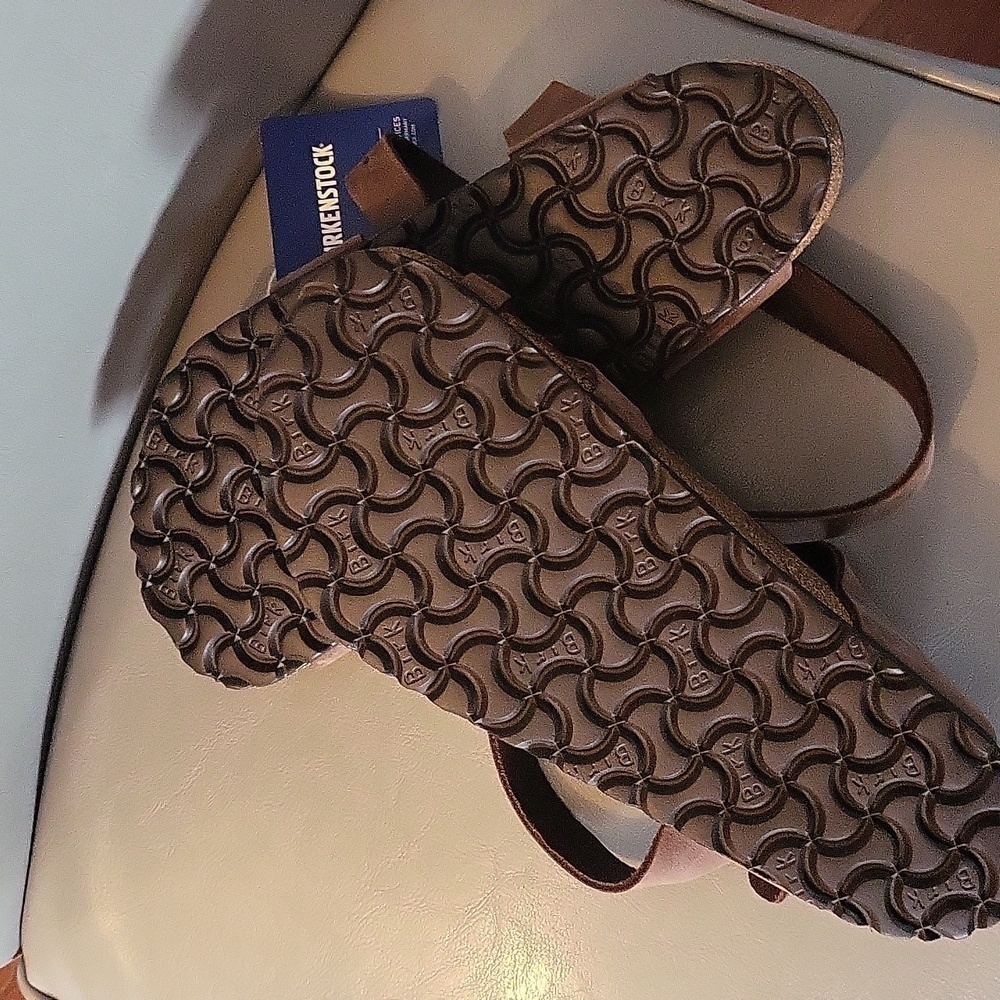 NWT Birkenstock Women's Yara Oiled Leather Flat Sandal - Picture 6 of 9